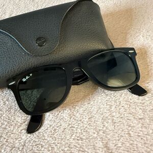 Ray-Ban Black Sunglasses